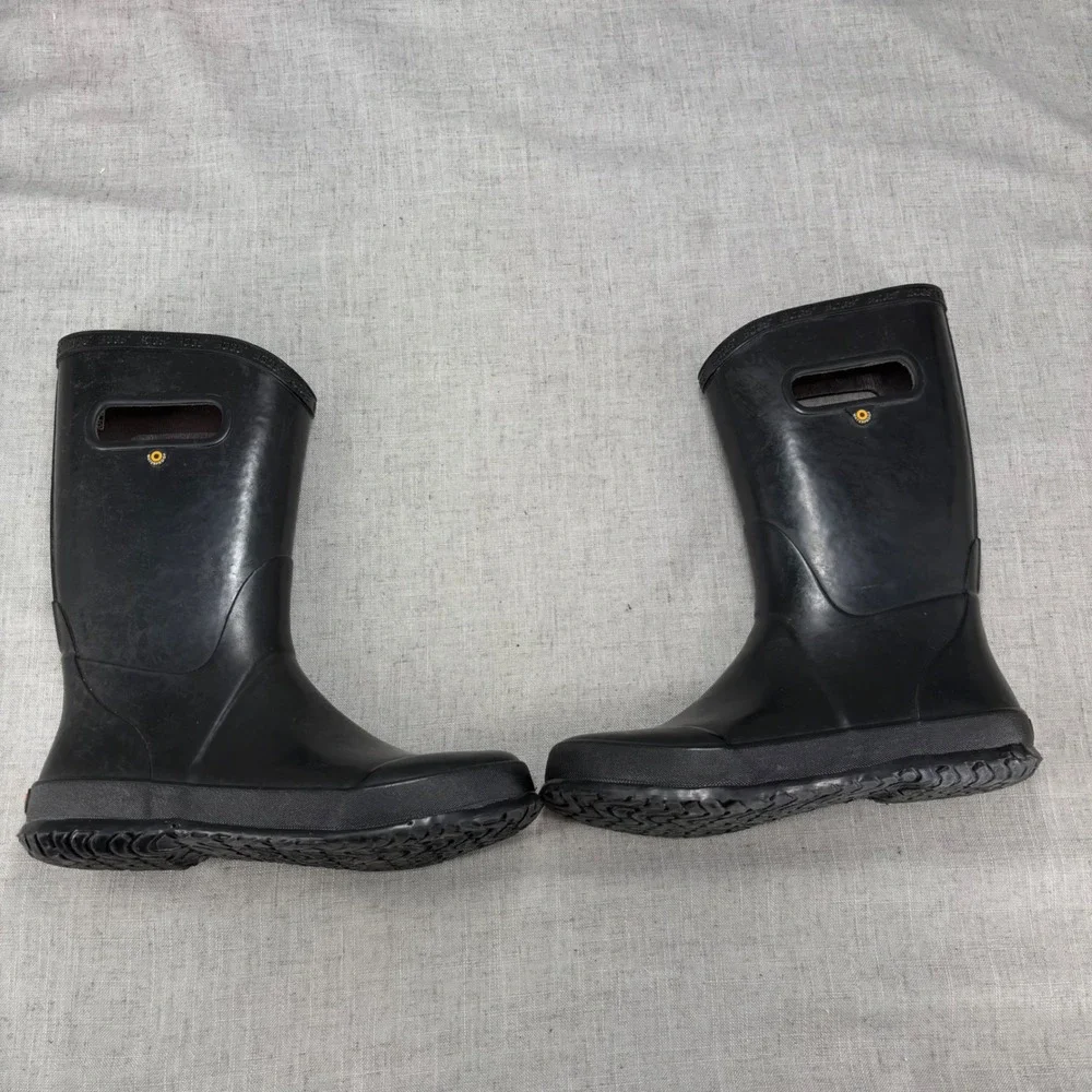 Bogs Classic Rain Boot Black Rubber Waterproof Pull On Handles Youth Size 5